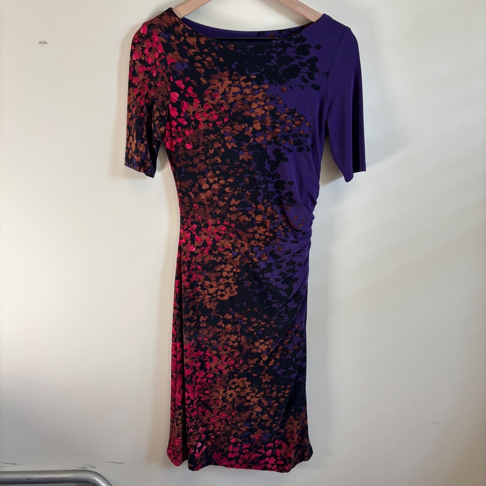 Jones New York Purple Abstract Floral Ruched Sheath Dress Size 4 Short Sleeve